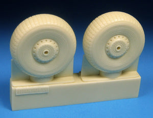 BCR72415 Barracuda Studios 1/72 Avro Lancaster Mainwheels - Block Tread.