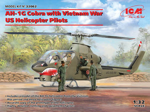 ICM32062 ICM 1/32 Bell AH-1G Cobra with Vietnam War US Helicopter Pilots
