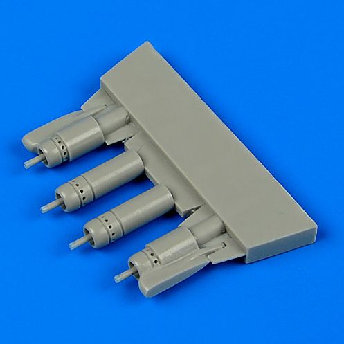 QB48672 Quickboost 1/48 Vought F4U-5 Corsair gun barrels with pylons (designed to be used with Hasegawa kits)