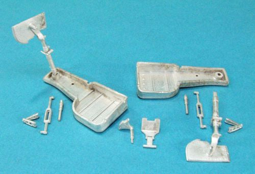 SAC48218 Scale Aircraft Conversions 1/48 Supermarine Attacker F.1 Landing Gear (designed to be used with Trumpeter kits) (corrects location of main gear attachment, lower main gear shape and adjacent landing gear doors)
